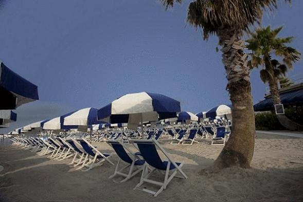Hotel Bagni Lido Vada Exteriér fotografie