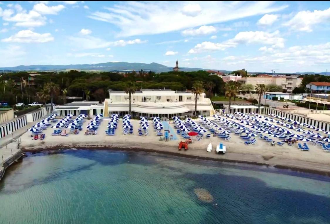 Hotel Bagni Lido Vada Exteriér fotografie
